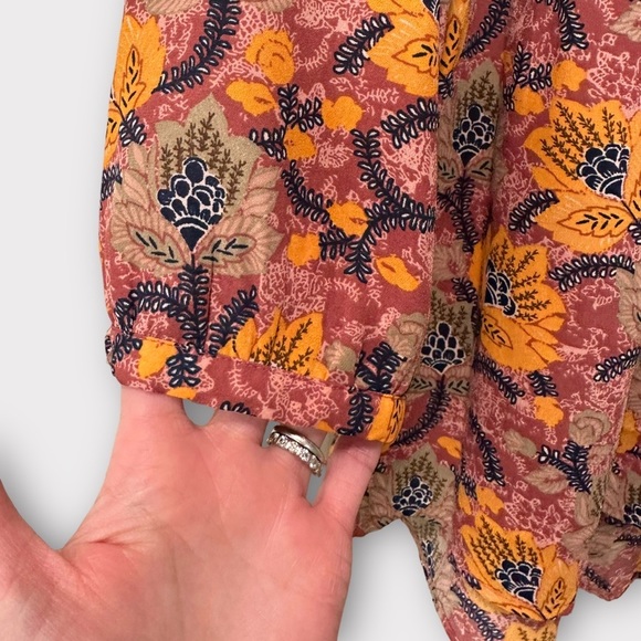 DR2 Daniel Rainn Floral Blouse - Picture 3 of 9